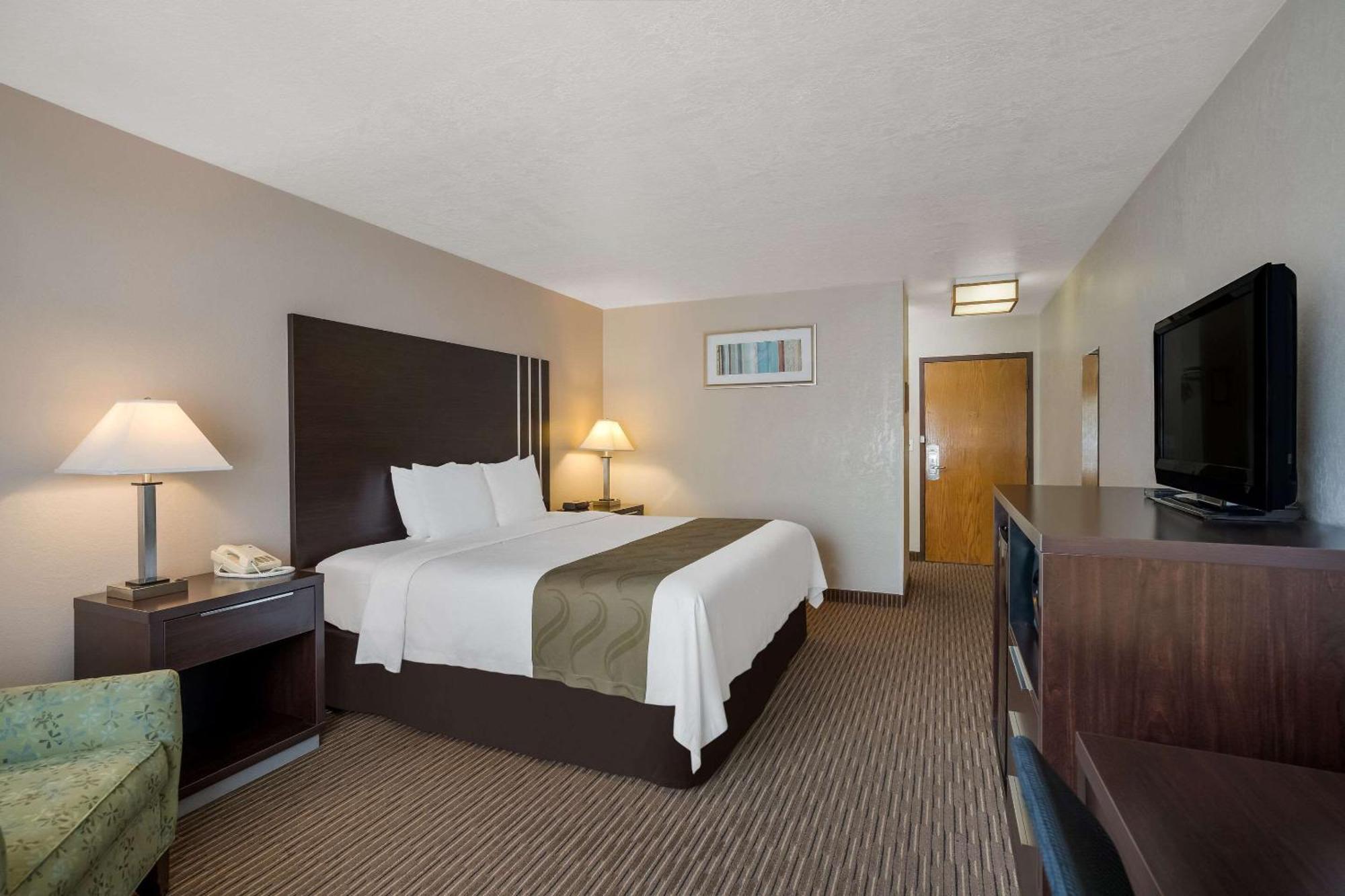 Quality I-70 Inn